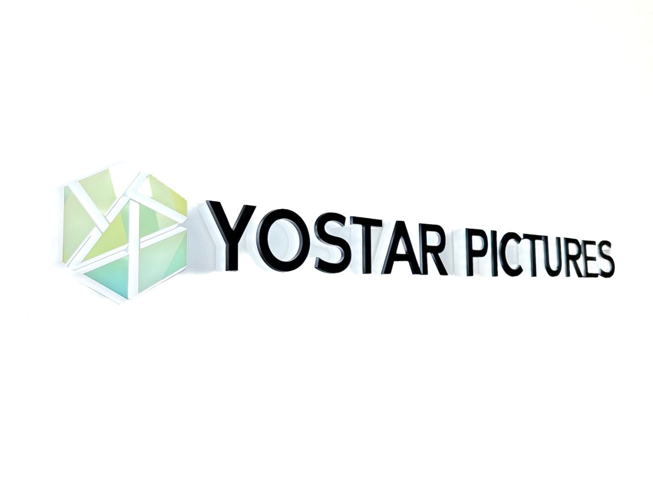Yostar Pictures ロゴ.jpg
