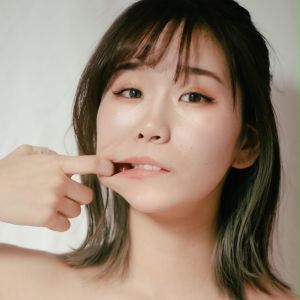 奈良岡にこ Channel.jpg