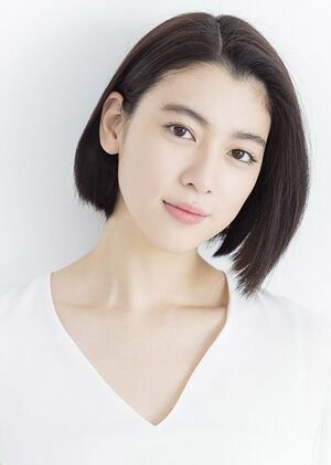 三吉彩花.jpg
