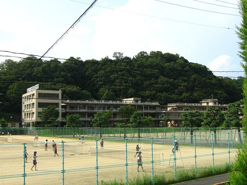 ファイル:福山市立女子短期大学 ロゴ.jpg