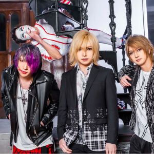 ゴールデンボンバー公式.jpg