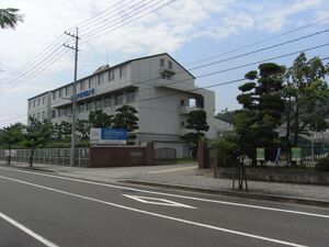 広島女子商短期大学 ロゴ.jpg