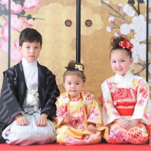 バイリンガル3兄妹.jpg
